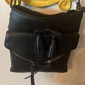 Leather Amazing crossbody bag with MANY COMPARTMENTS.PERFECT CONDITION
